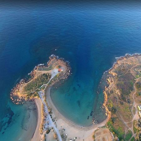 Sonja Beachfront Apartments คาโตดารัตโซ ภายนอก รูปภาพ